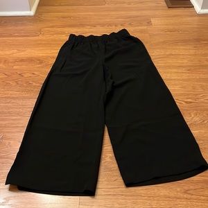 black flowy h&m pants, size 2
